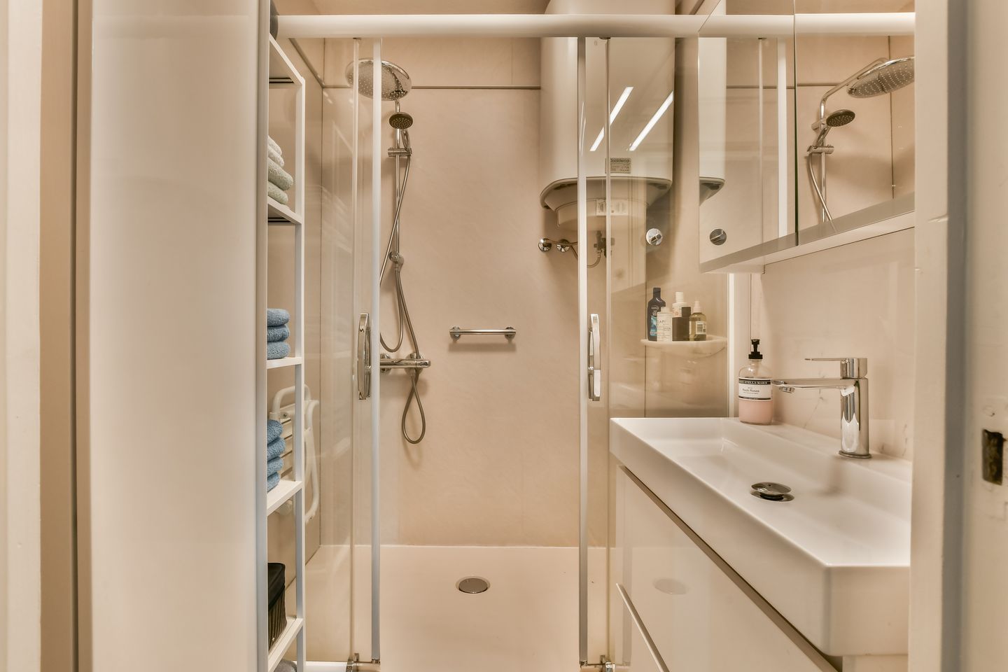 Foto 20 van van Hogendorplaan 260