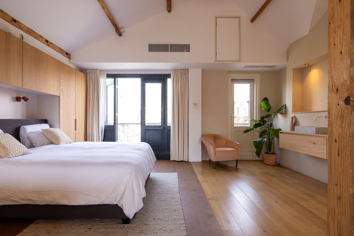 Foto 29 van Juliana van Stolberglaan 52