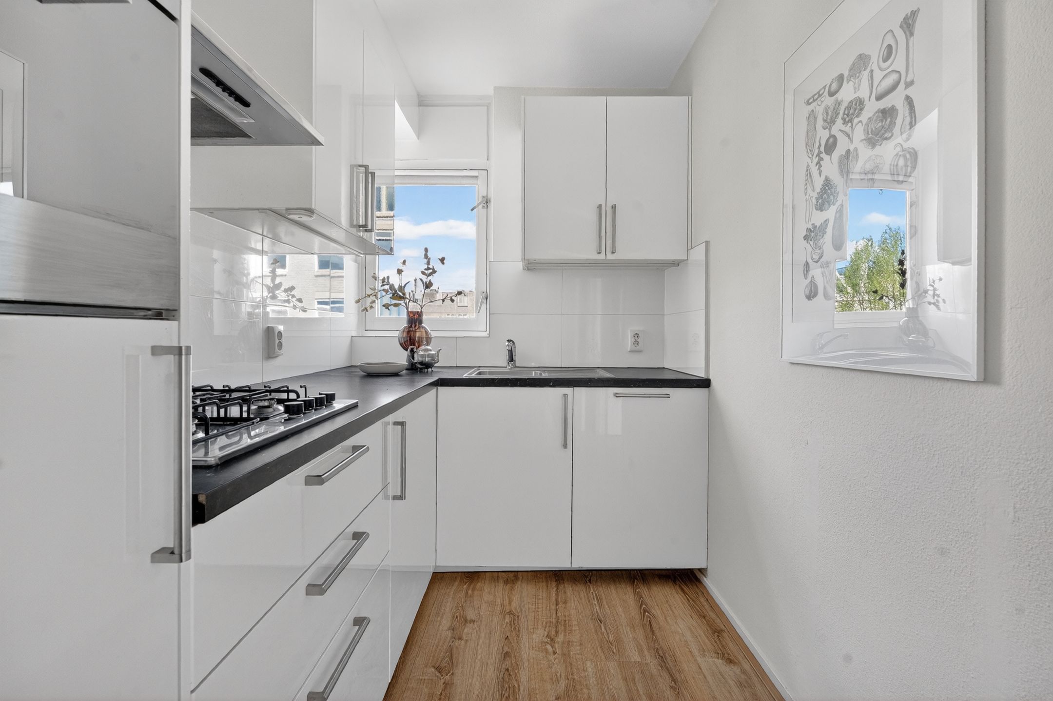 Photo 3 of Pieter Nieuwlandstraat 18-C