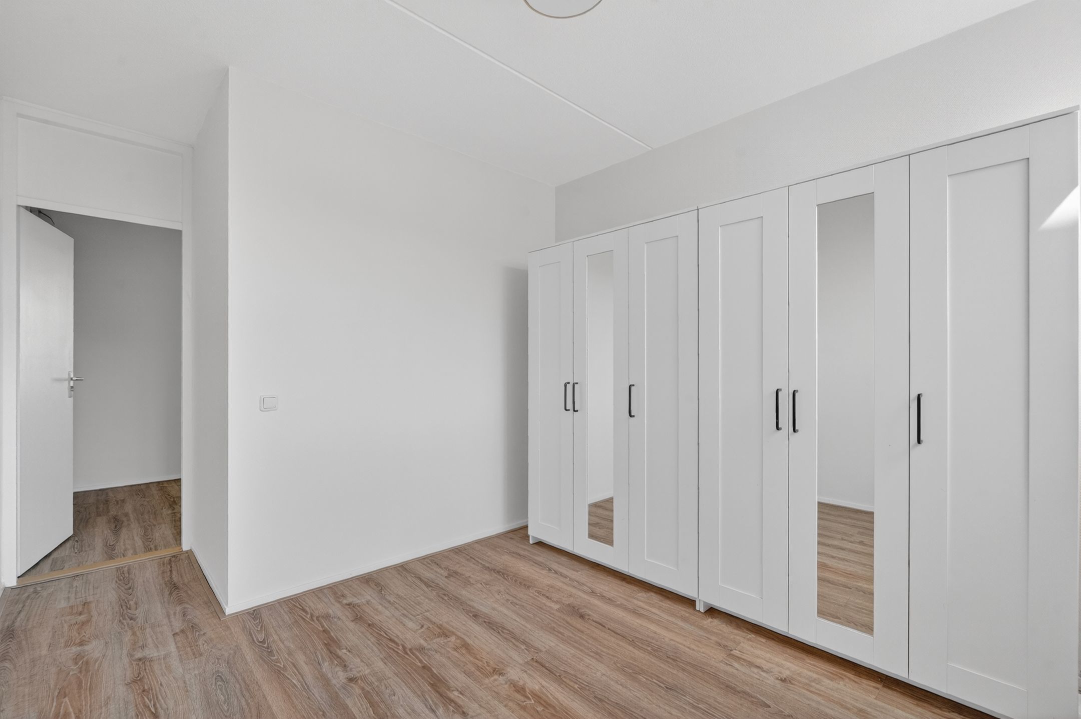 Photo 12 of Pieter Nieuwlandstraat 18-C