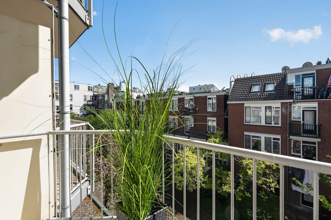 Photo 17 of Pieter Nieuwlandstraat 18-C