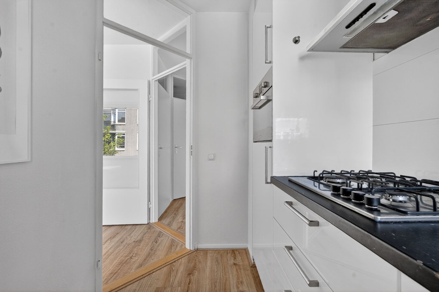 Photo 10 of Pieter Nieuwlandstraat 18-C