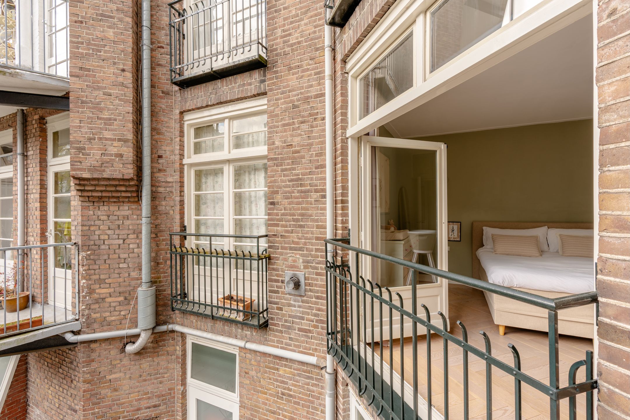 Foto 15 van Eosstraat 9-1