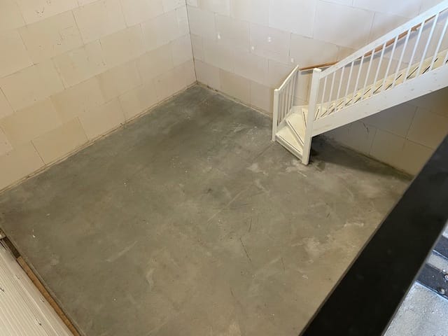 View photo 3 of Industrieweg 11-N