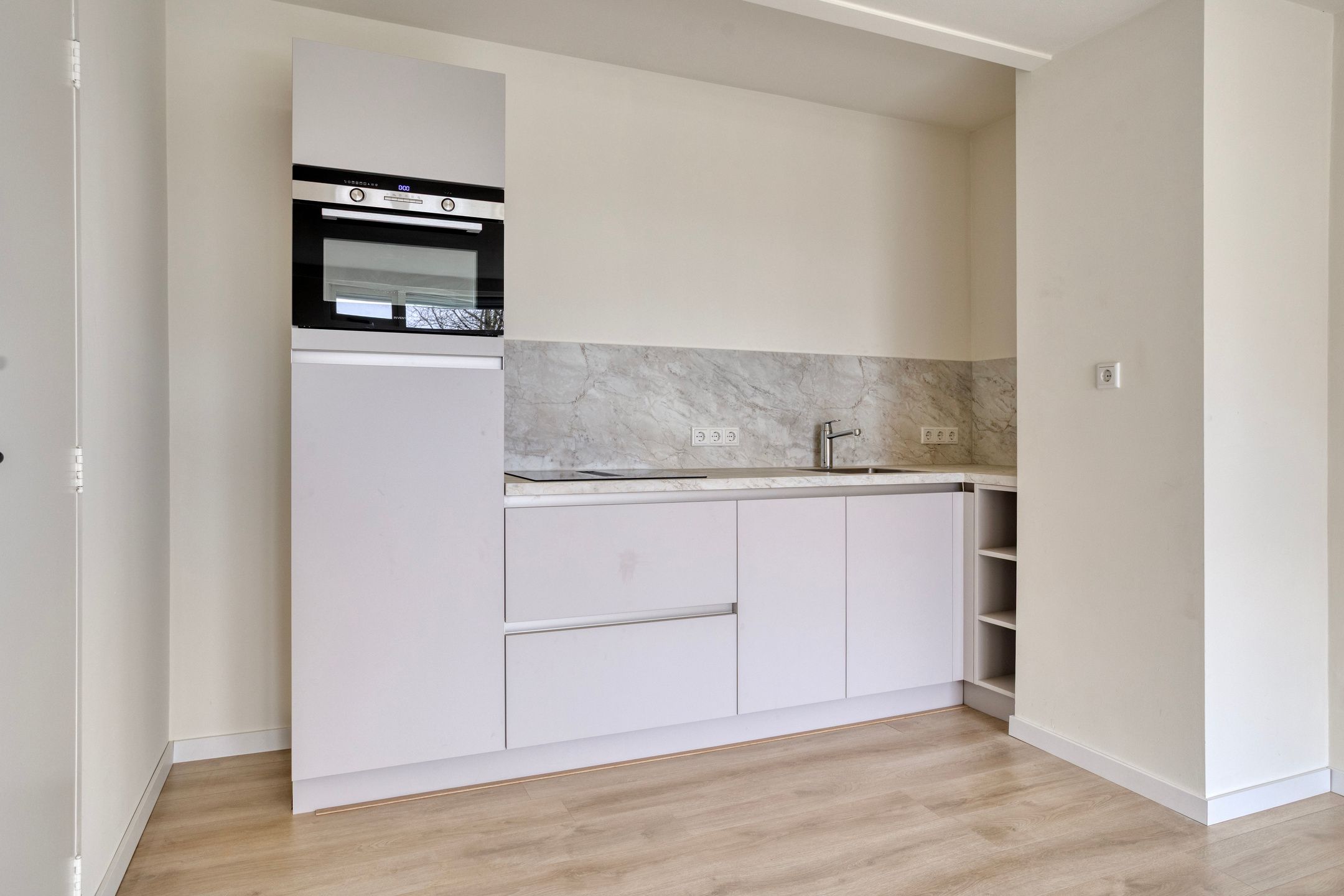 Foto 9 van Mezenlaan 7