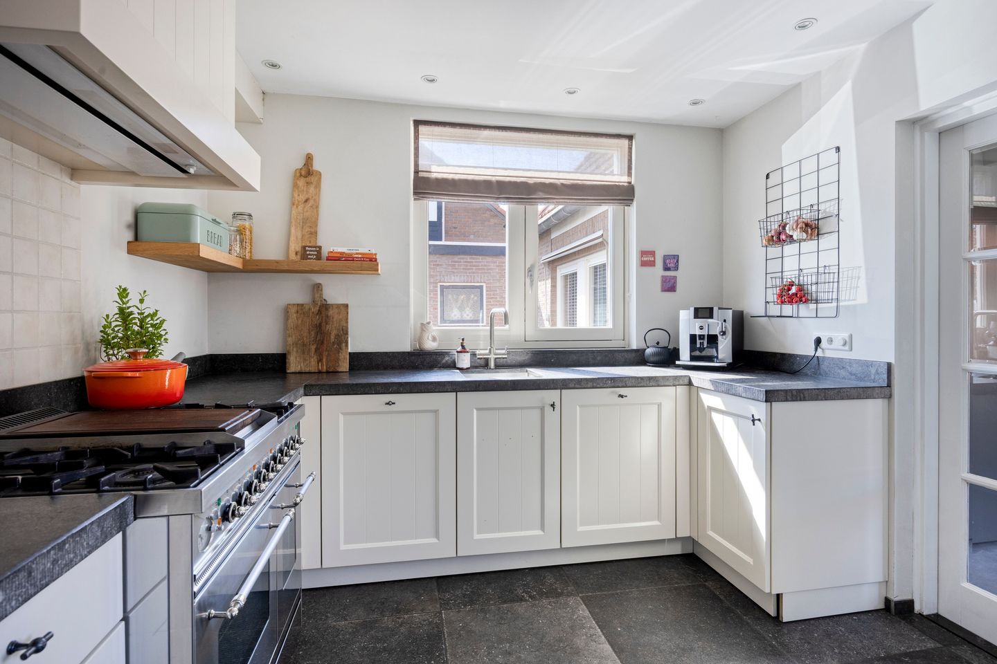 Photo 10 of Molenstraat 23