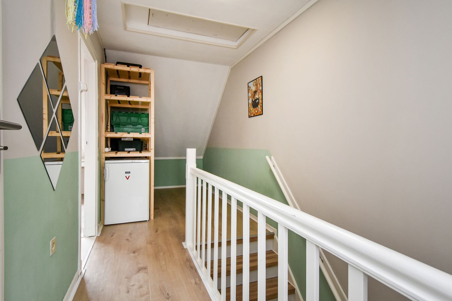 Spacious 8-room family home with flexible living options in Oud Loosduinen — 25