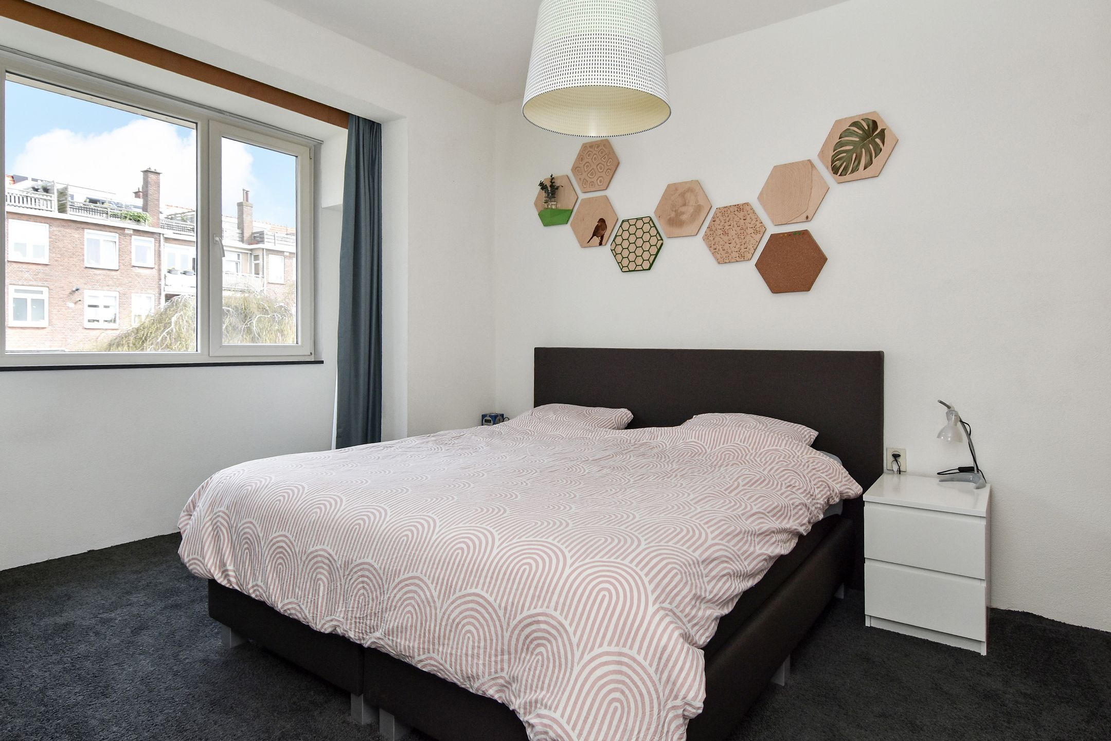Spacious 8-room family home with flexible living options in Oud Loosduinen — 45