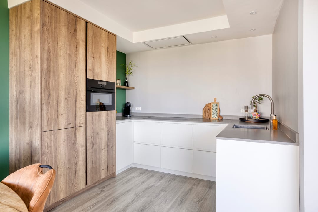 Photo 11 of Veenbesstraat 536