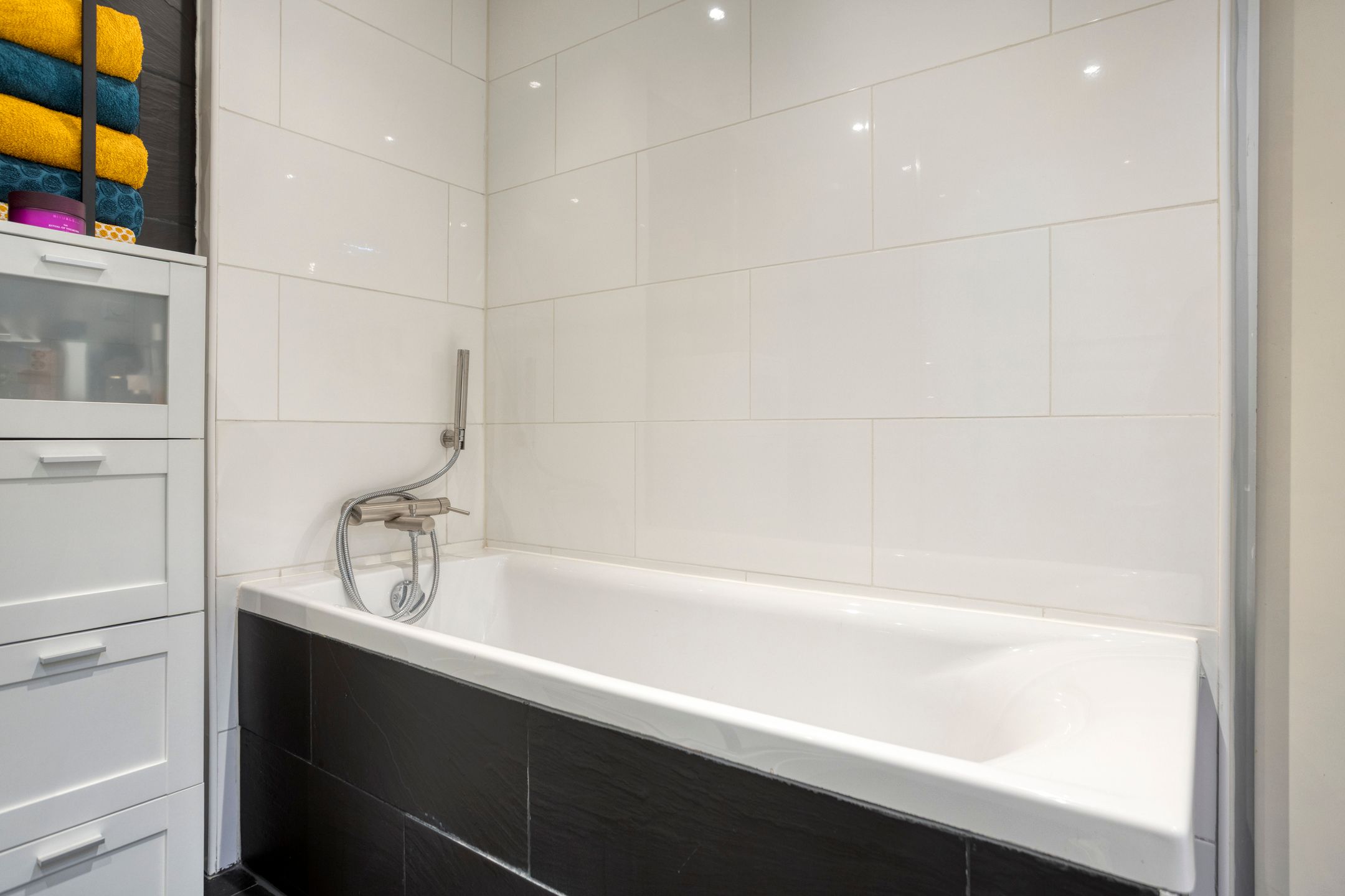 Photo 21 of Veenbesstraat 536