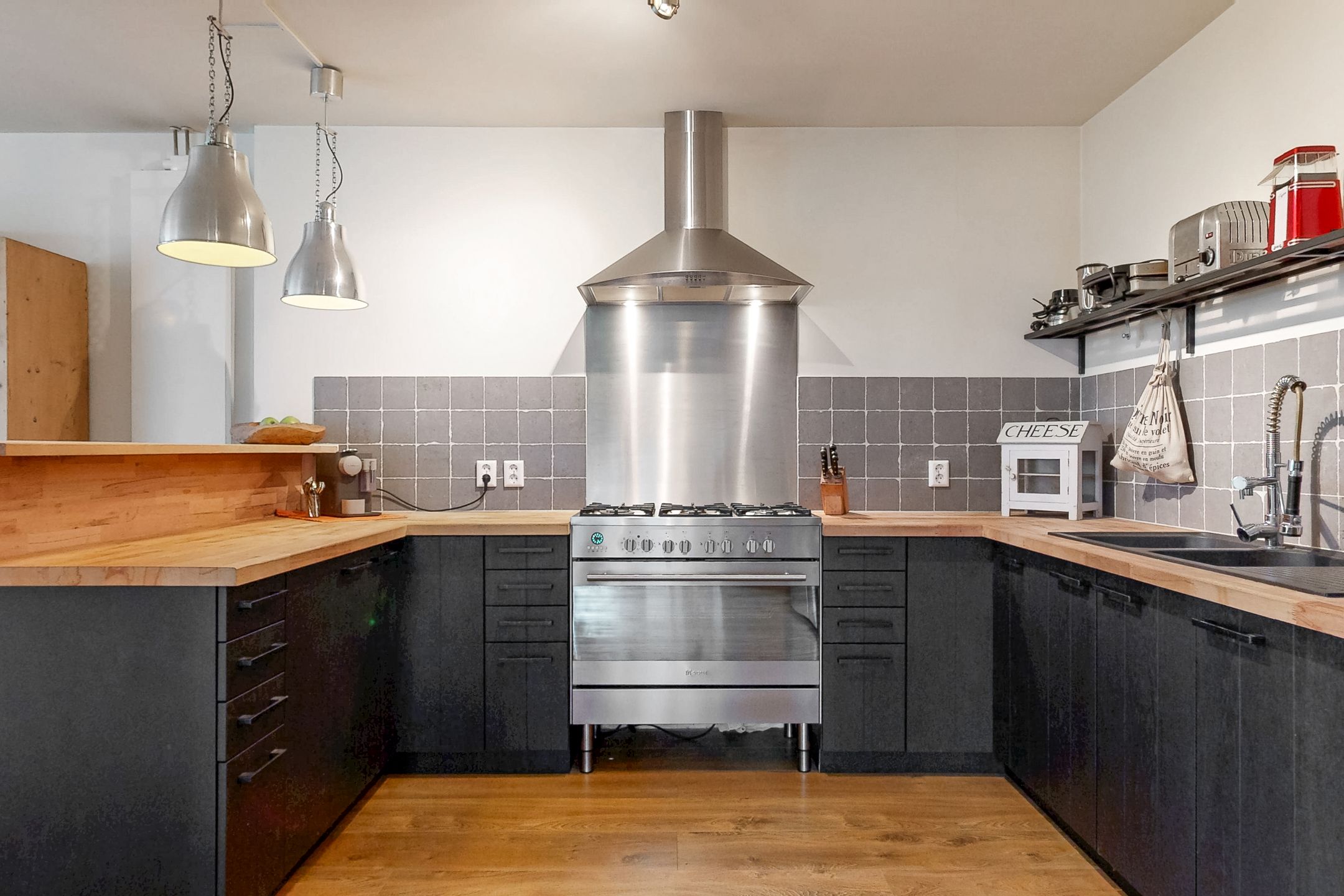 Foto 15 van Hoofdstraat 151