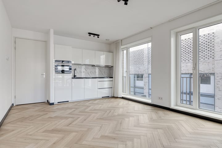 Foto 3 van Osdorpplein 957