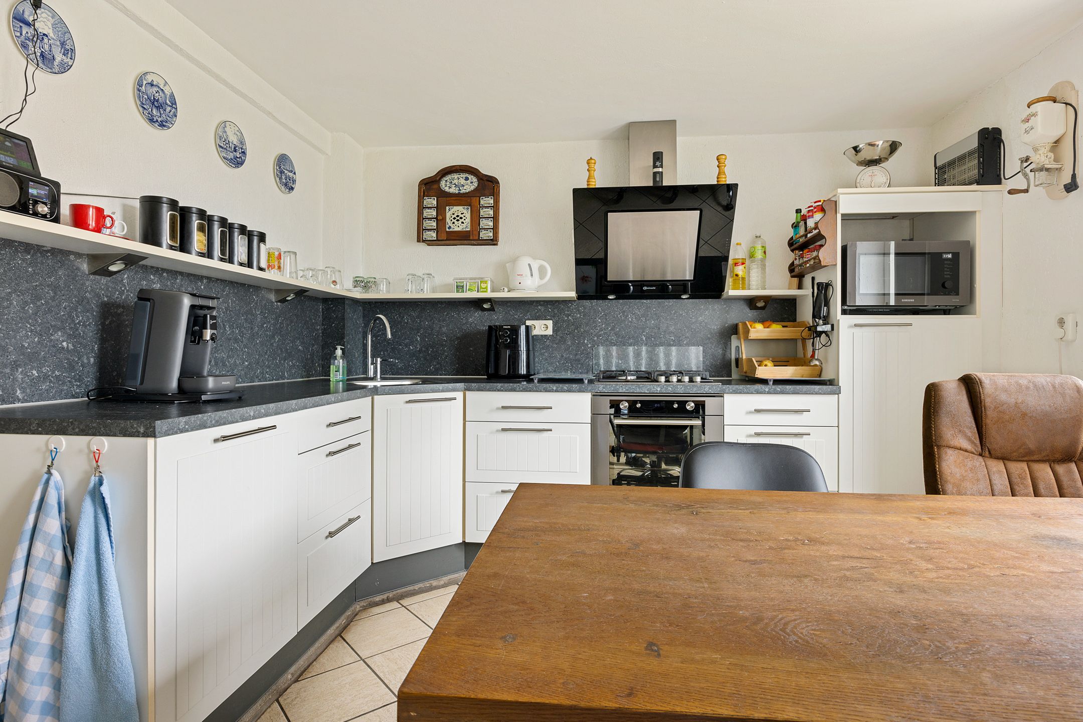 Photo 12 of Zuiderdiep 288