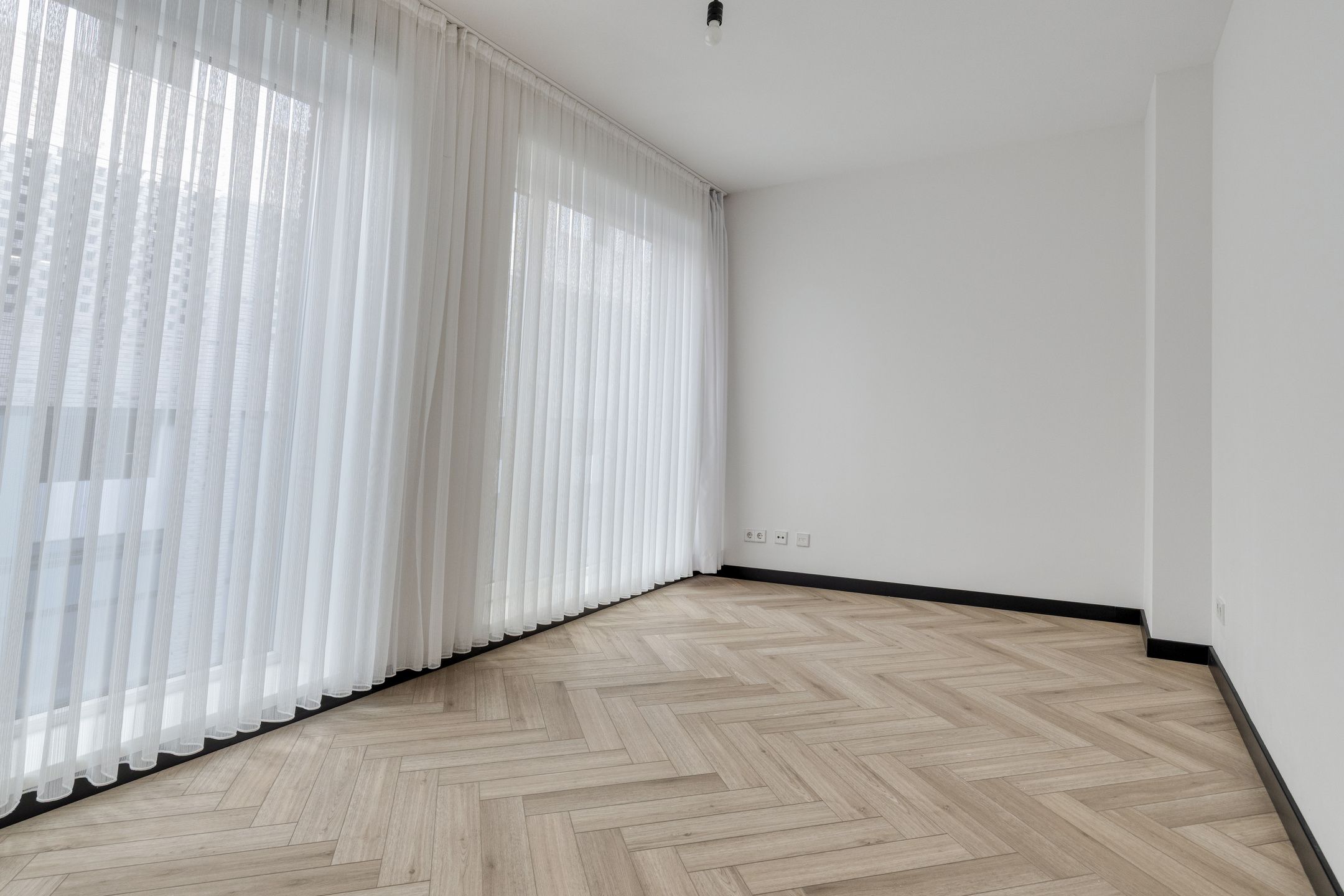 Modern Corner Apartment with Balcony at Osdorpplein — 12