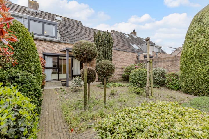 Foto 2 van Margrietstraat 53