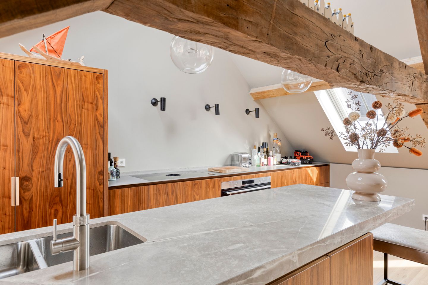 Foto 19 van Nieuwstraat 24-B