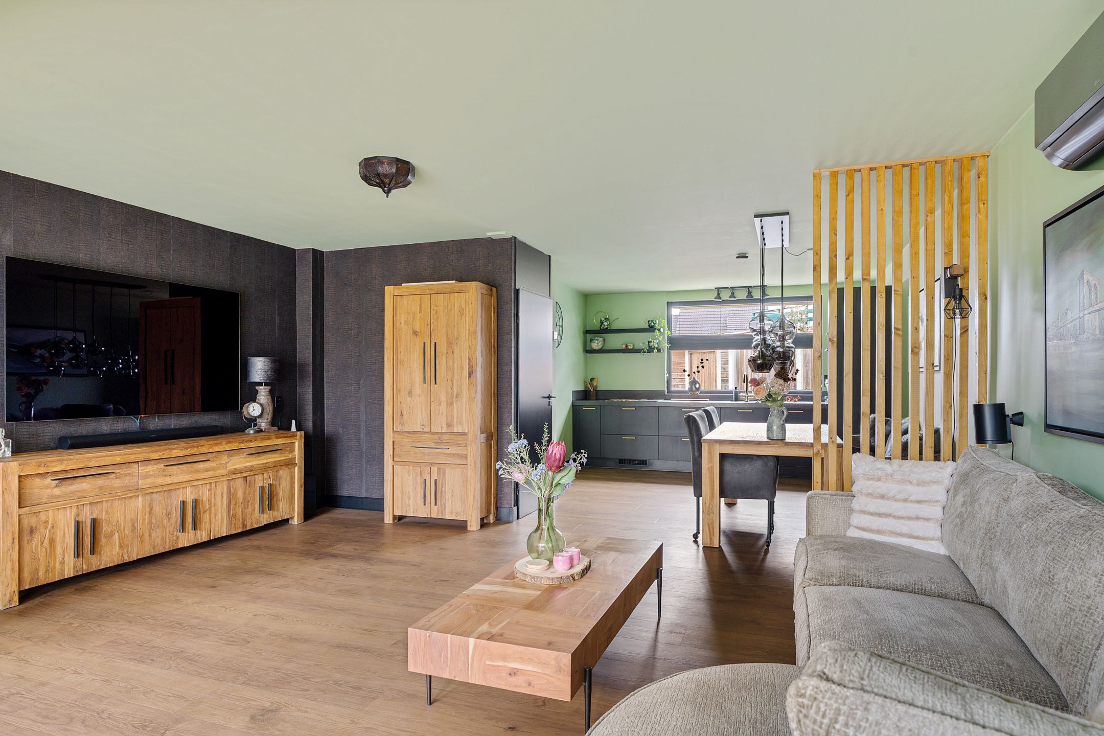 Foto 12 van Blauwgras 84