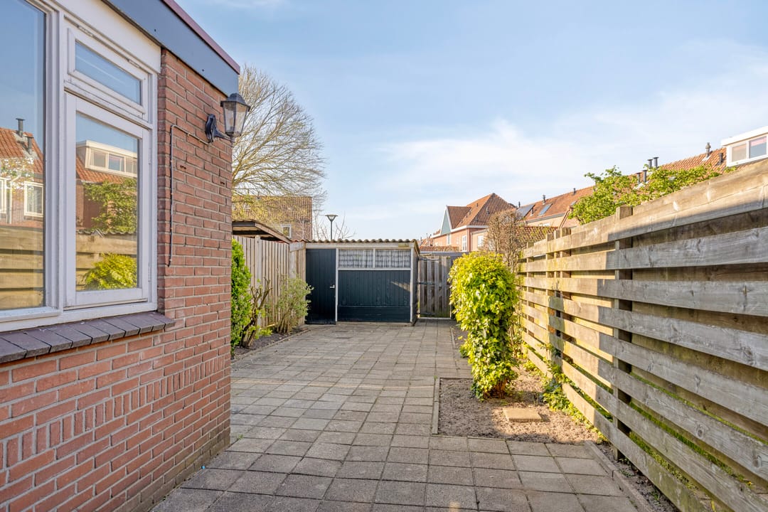 Foto 26 van Iepenstraat 43