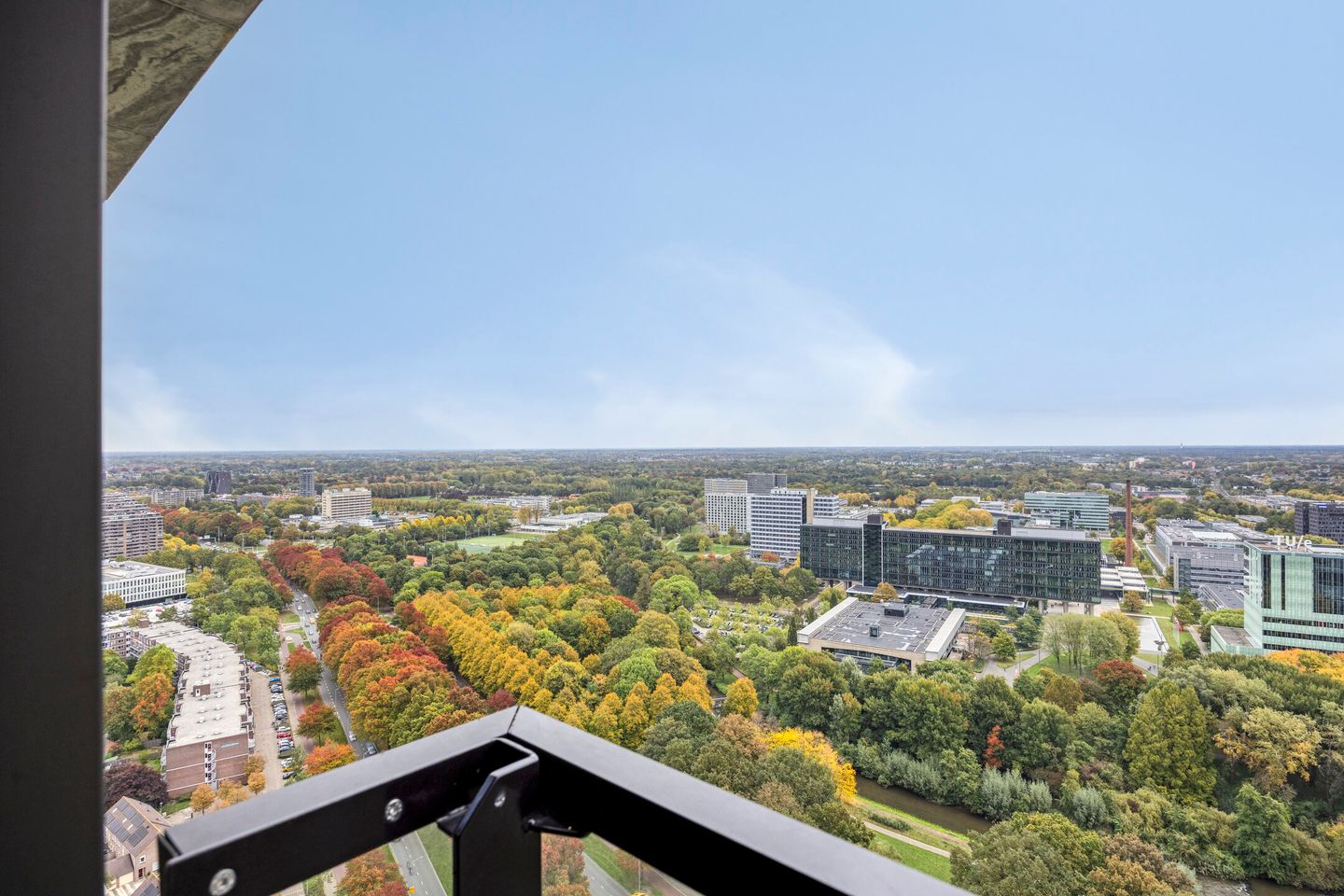 Foto 4 van Vincent van den Heuvellaan 423