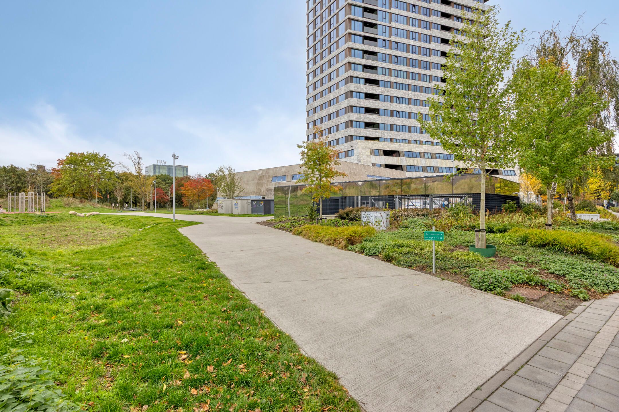 Foto 54 van Vincent van den Heuvellaan 423