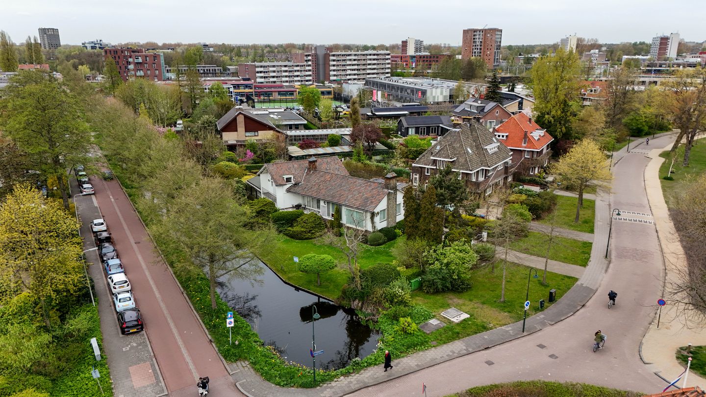 Photo 4 of van Bergen IJzendoornpark 19