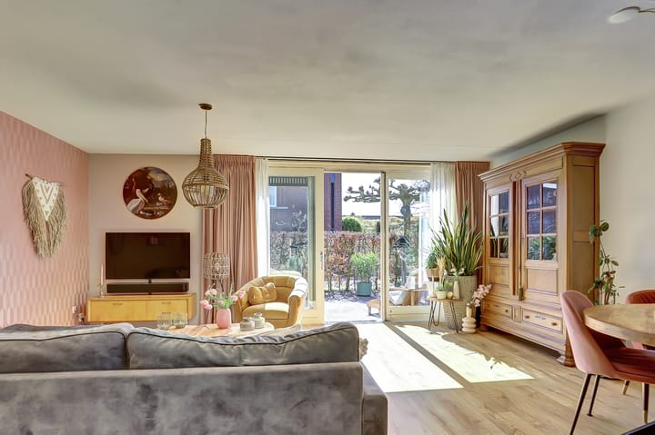 Foto 2 van Wethouder Tomsonbos 66