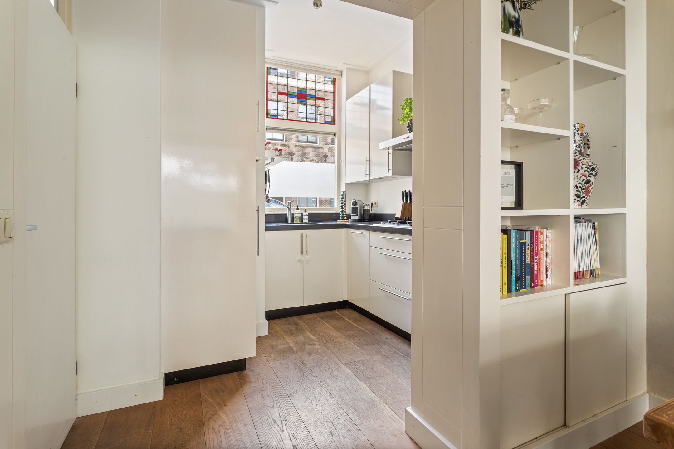 Foto 18 van Mgr. van de Weteringstraat 40