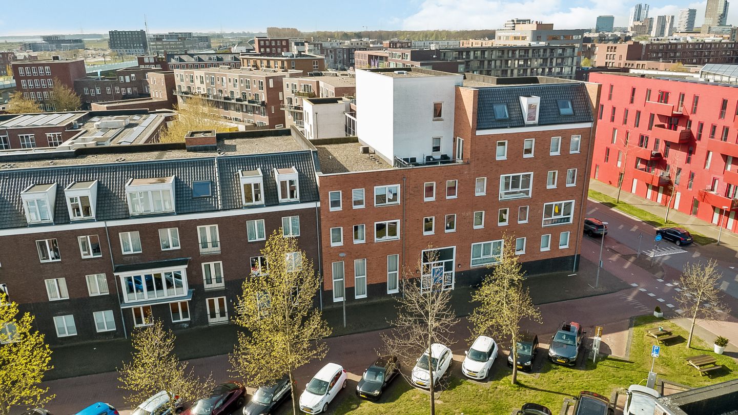 Foto 29 van Beneluxlaan 657