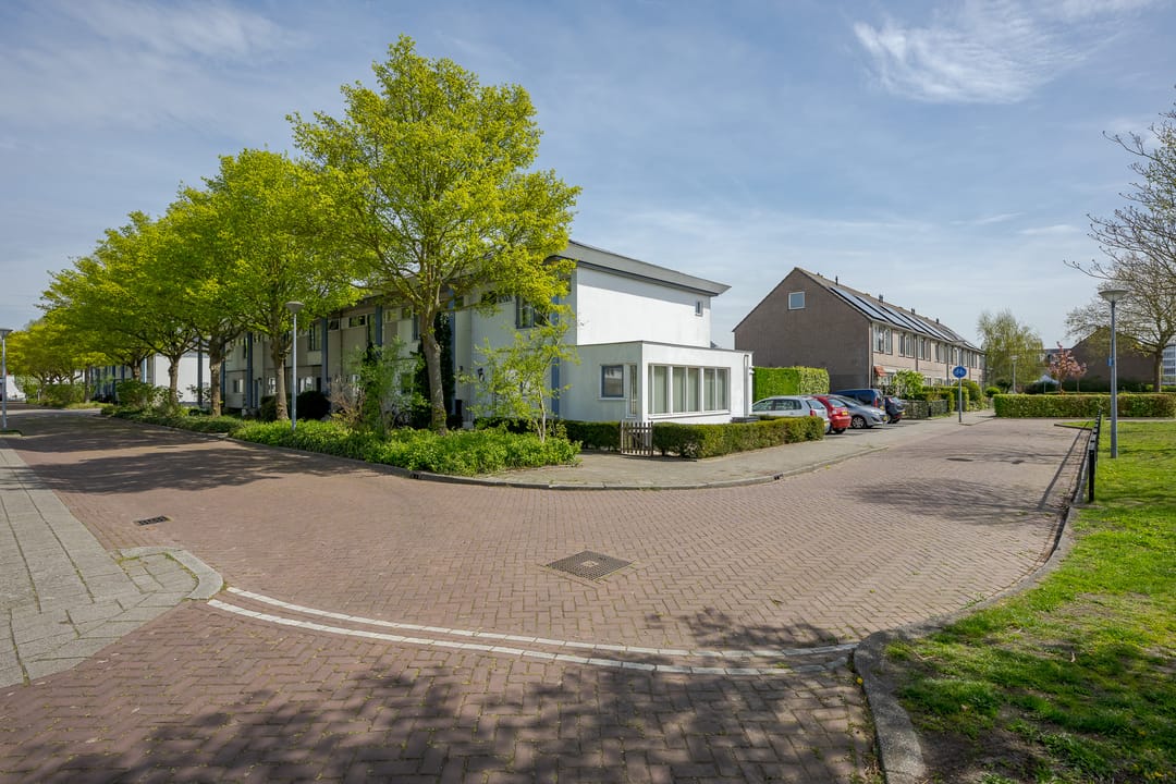 Foto 8 van Dr. Martinus van der Stoelstraat 49