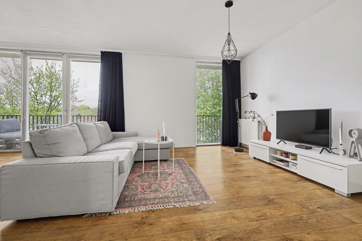 Photo 5 of Beneluxlaan 72-09