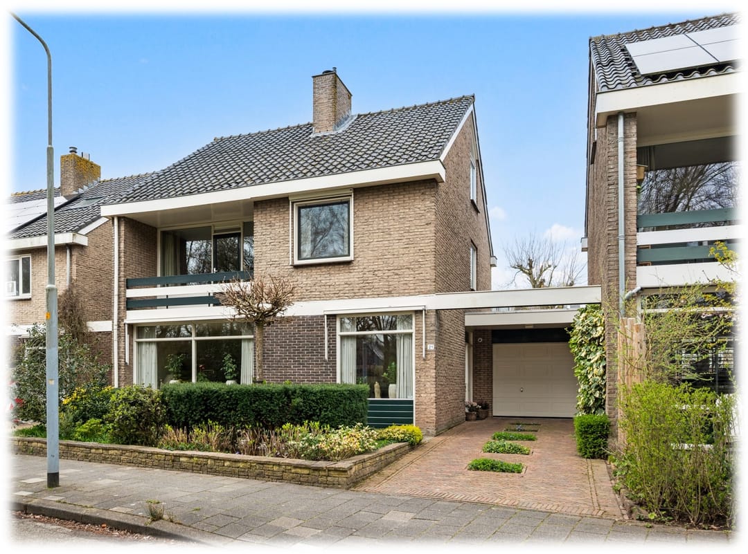 Foto 1 van Dokter Van Haeringenplantsoen 21