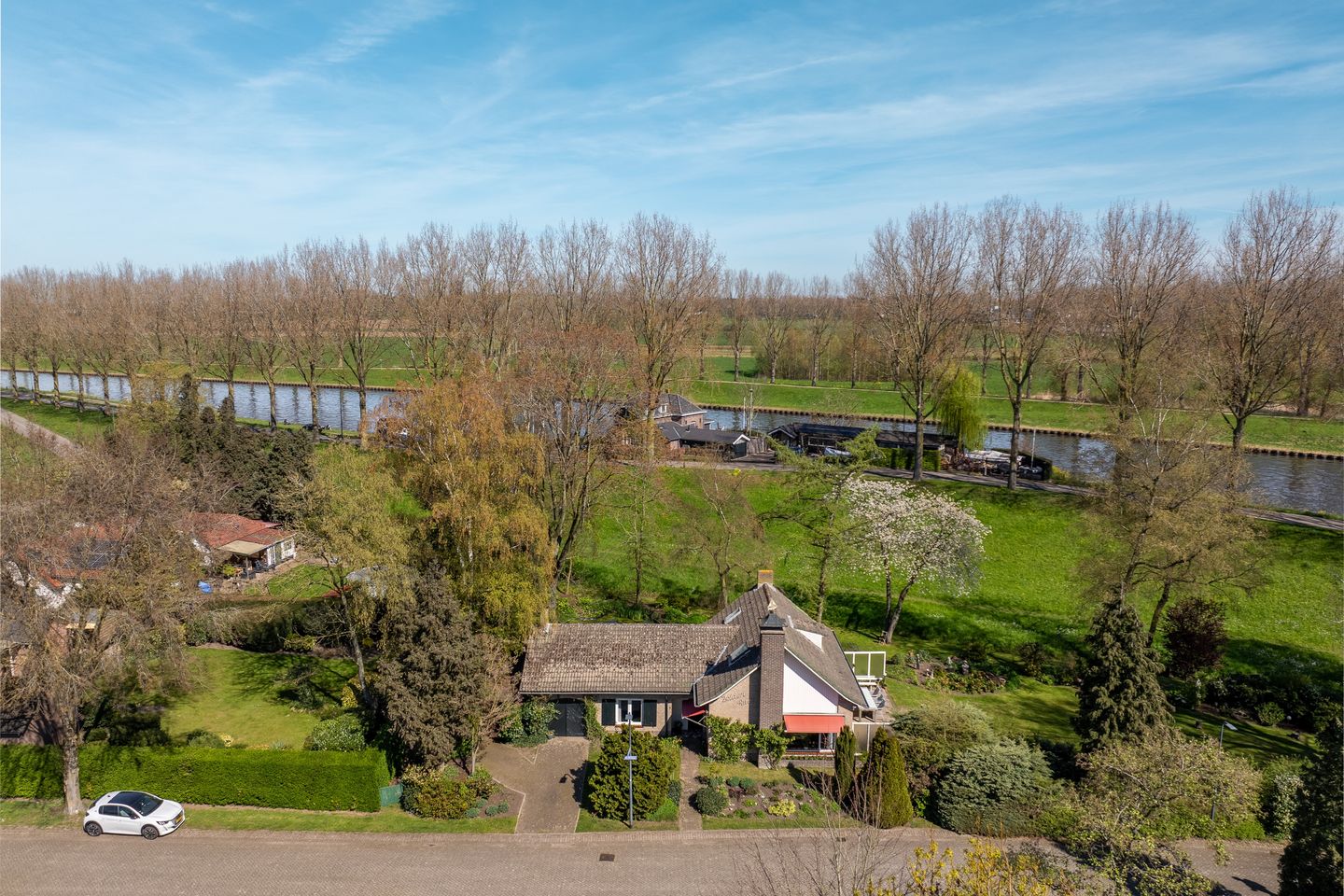 Foto 65 van Rondeweg 2