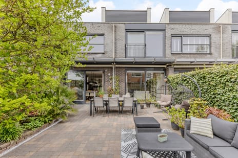 Kroeskarper 15 tertiary image