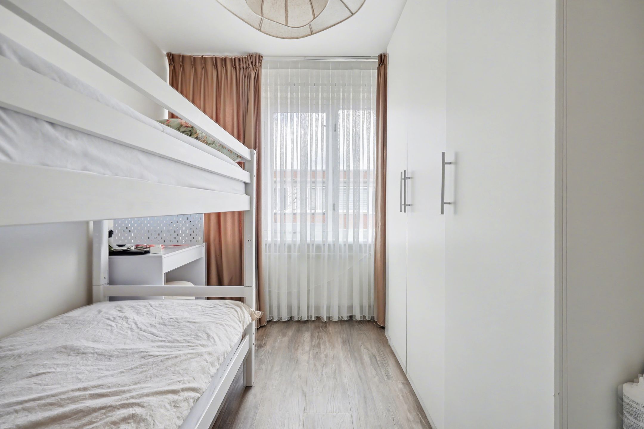 Photo 21 of Ferdinand Bolstraat 113