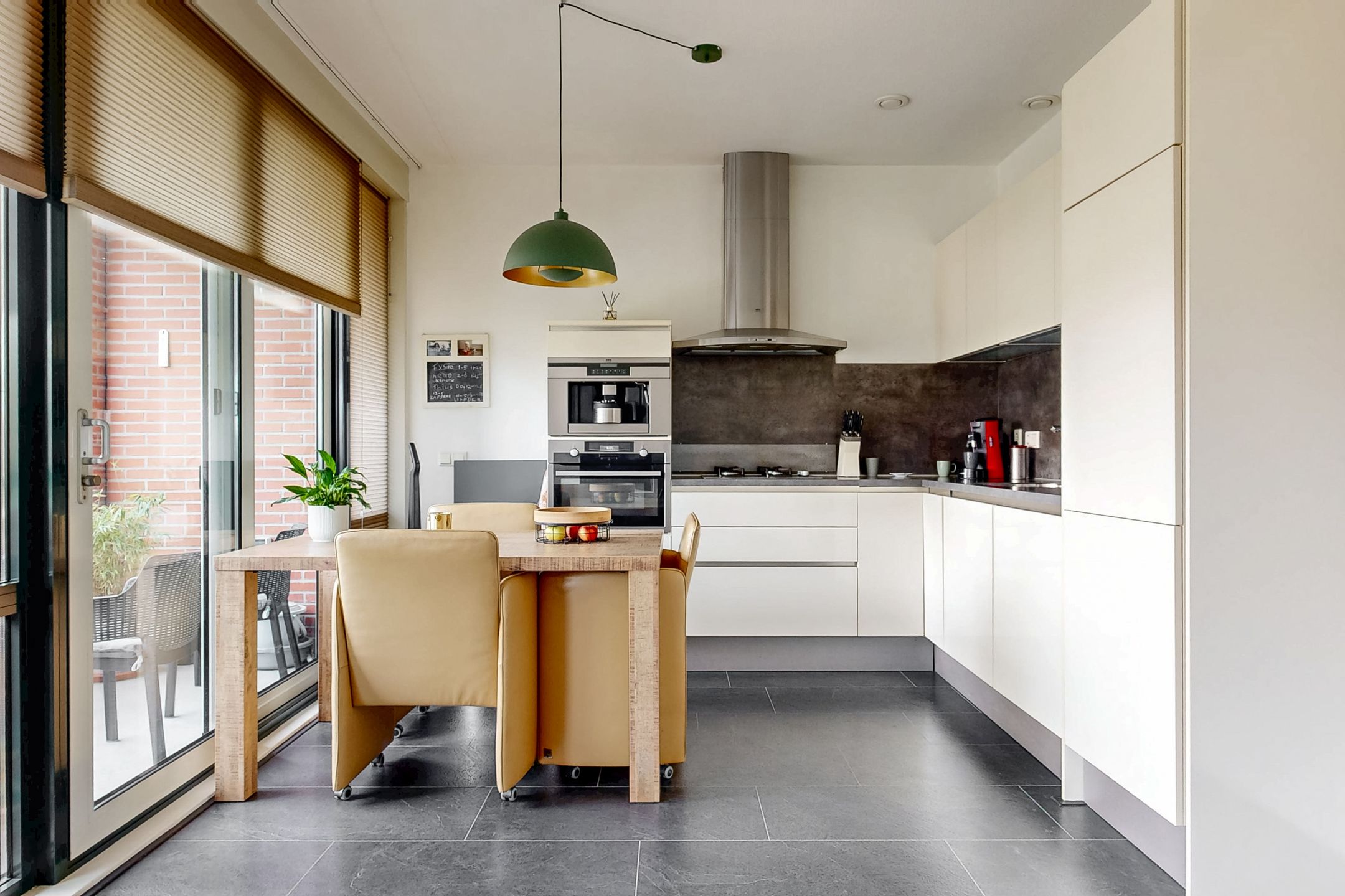 Foto 3 van Meeslaan 2-17