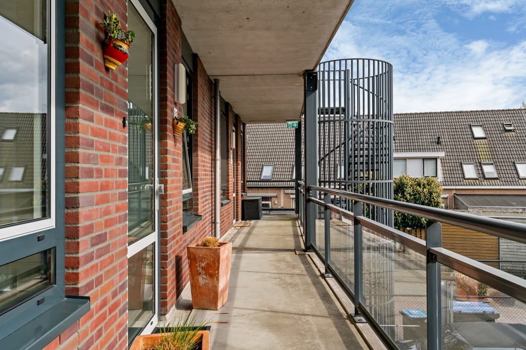 Foto 32 van Meeslaan 2-17