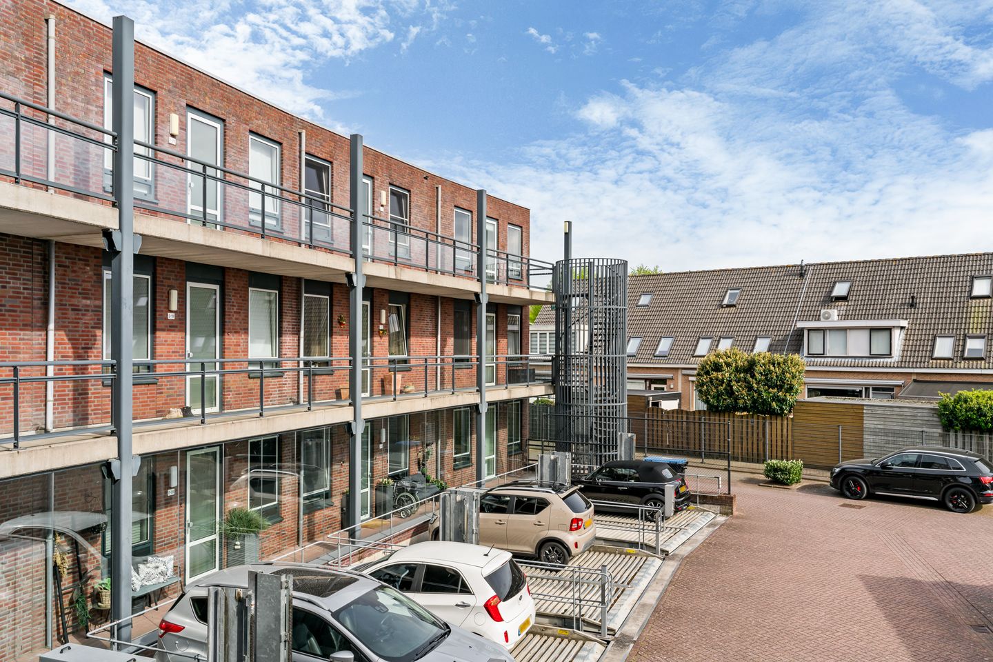 Foto 10 van Meeslaan 2-17