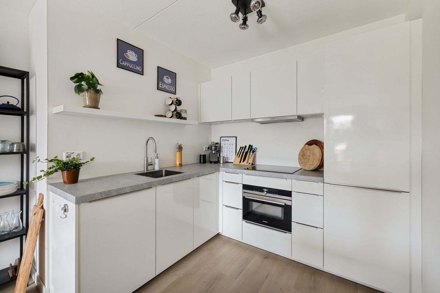 Energy-efficient 3-room apartment with parking space in Utrecht — 14