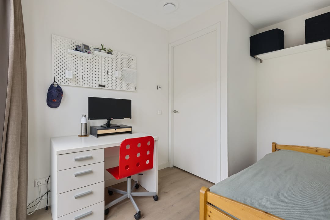 Energy-efficient 3-room apartment with parking space in Utrecht — 26