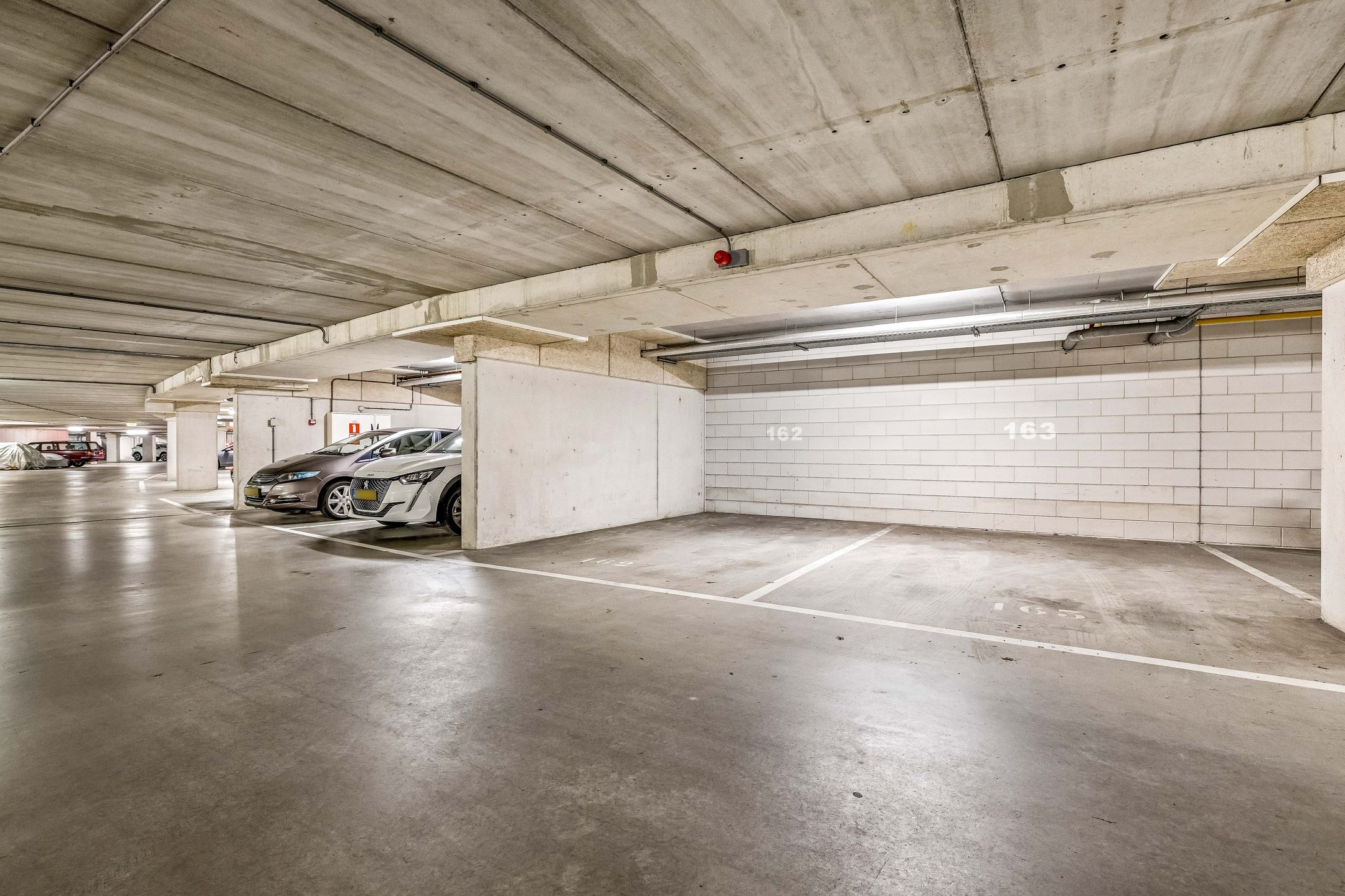 Foto 30 van Frontonstraat 49