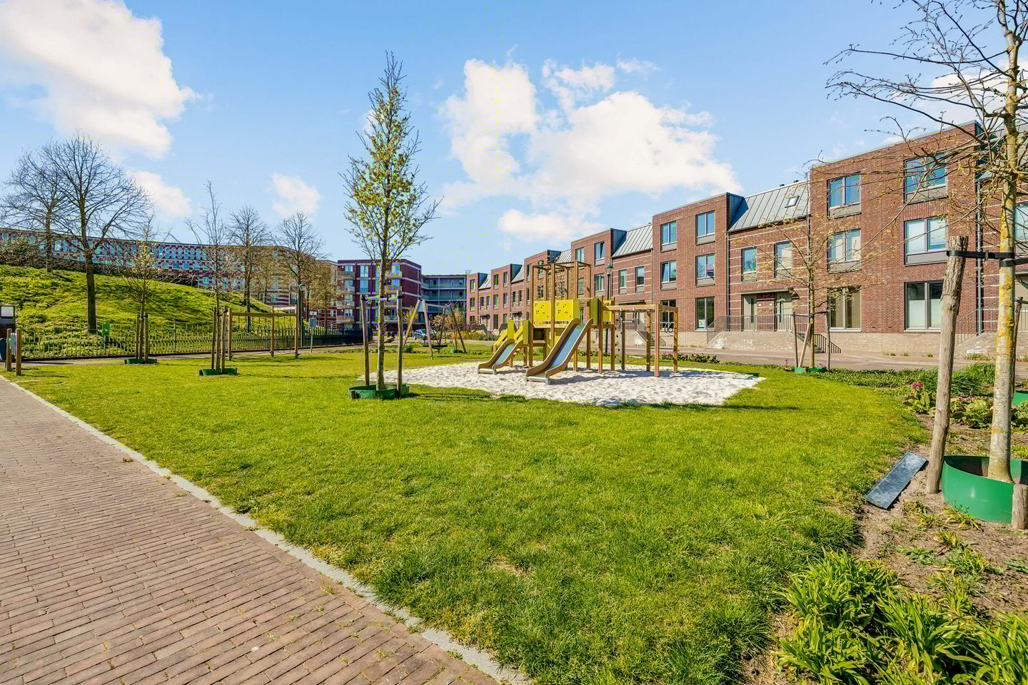 Foto 34 van Frontonstraat 49