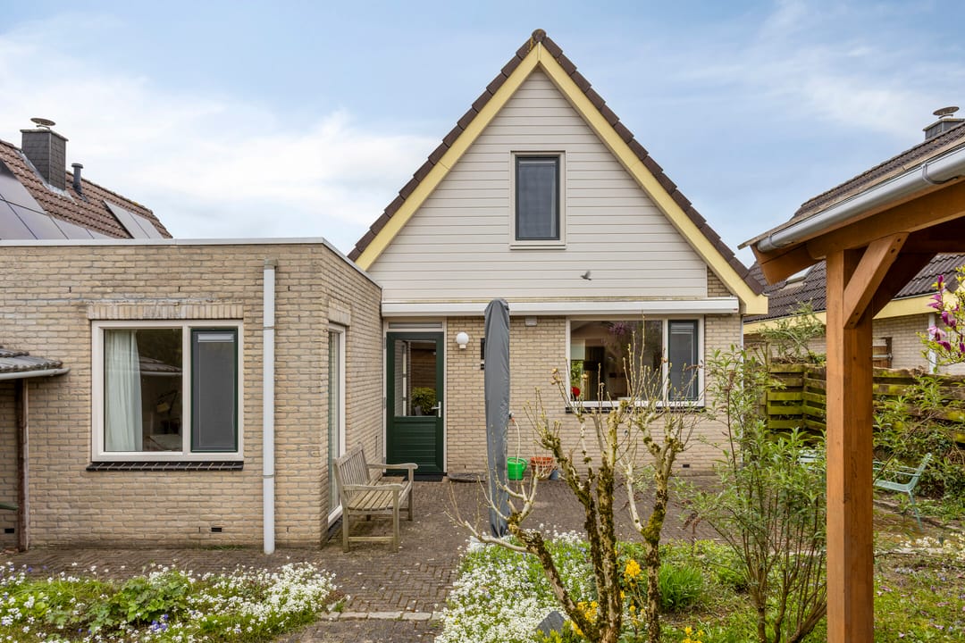 Foto 28 van Lintelostraat 39