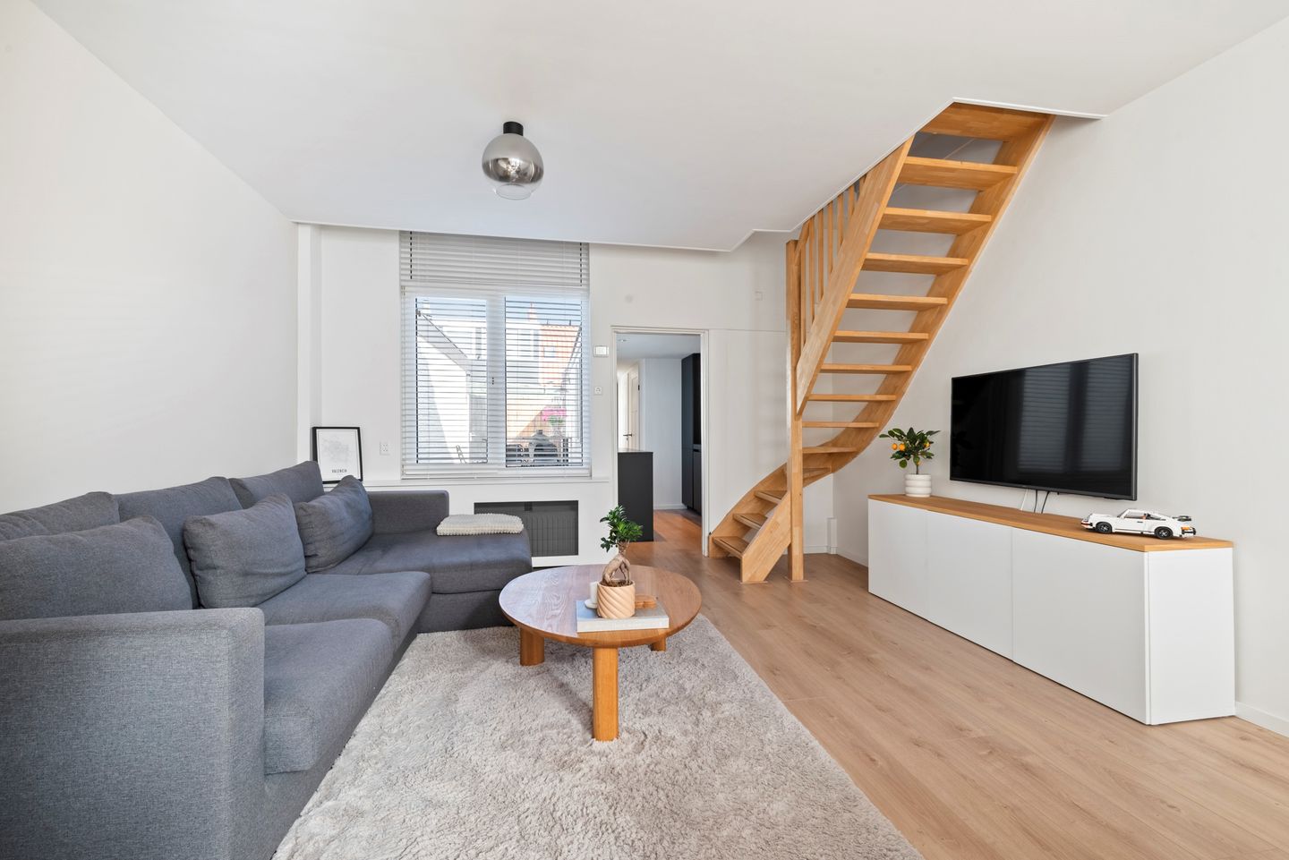 Foto 10 van De Ruijterstraat 27