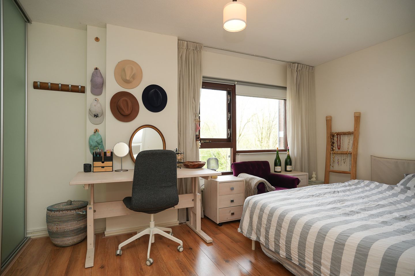 Foto 19 van Albert van Dalsumlaan 703