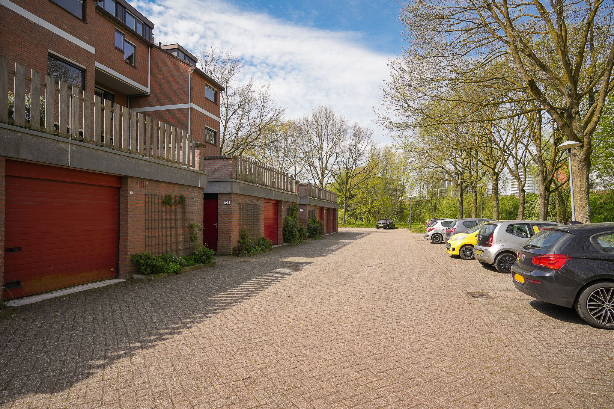 Foto 33 van Albert van Dalsumlaan 703