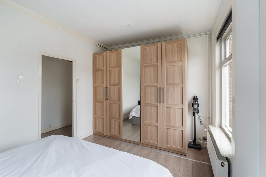 Photo 17 of Roemer Visscherstraat 12-A