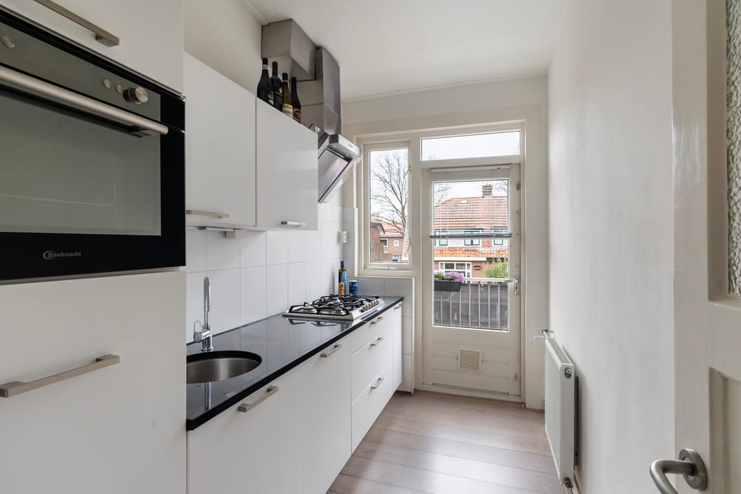 Photo 13 of Roemer Visscherstraat 12-A