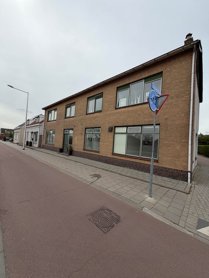 Photo 2 of Halsterseweg 60