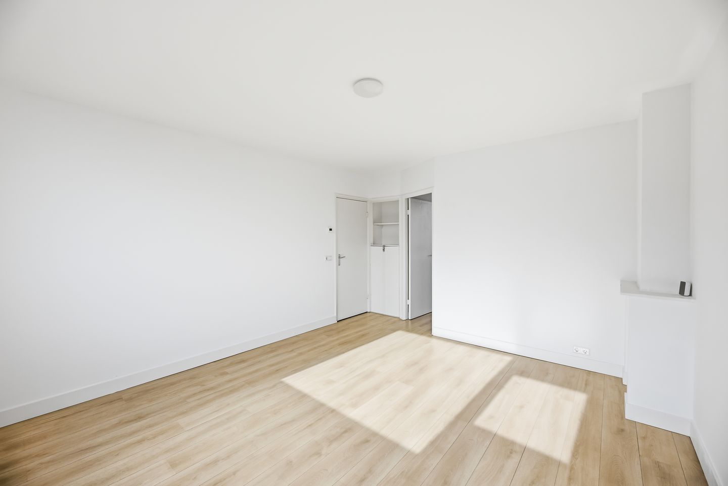 Photo 5 of Hendrick Vroomlaan 21