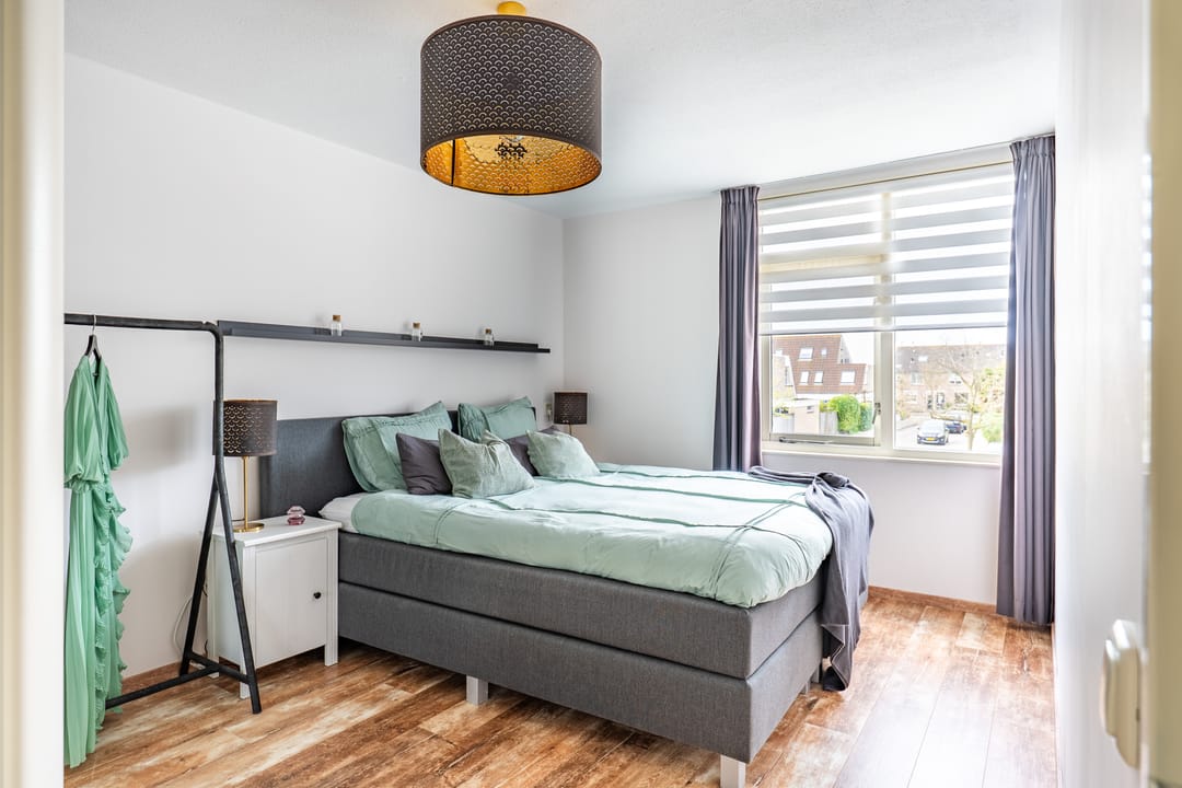 Photo 23 of Dopheidestraat 32